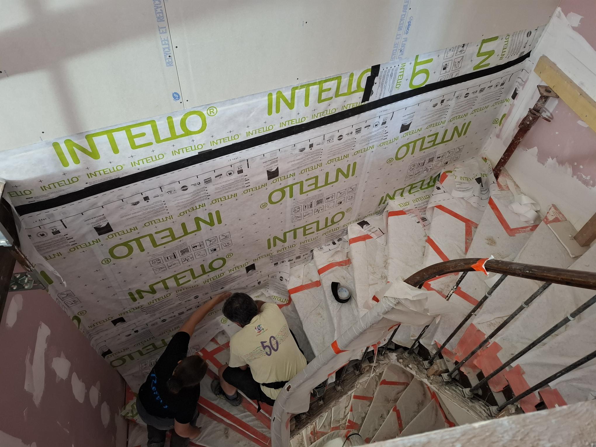 escalier en cours d'isolation semin